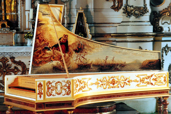 Harpsichord in the Maria de Victoria church